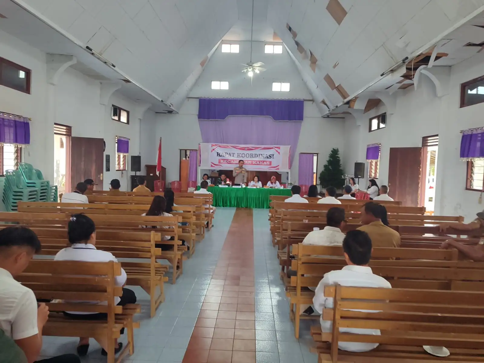 Polsek Kakas Hadiri Rakor Kecamatan, Wujud Sinergi Polri dan Pemerintah untuk Pelayanan Masyarakat